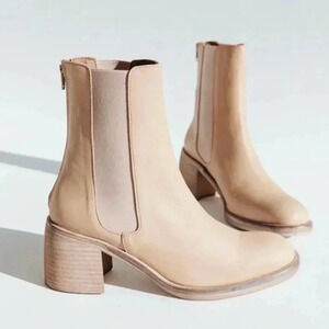 Free people Essential Chelsea Boots